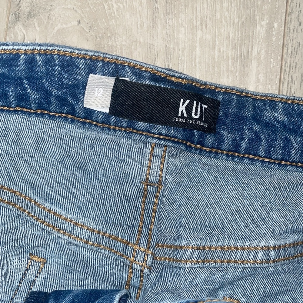 KUT FROM THE KLOTH High Rise Short In Medium Wash Size 12 - Picture 6 of 7